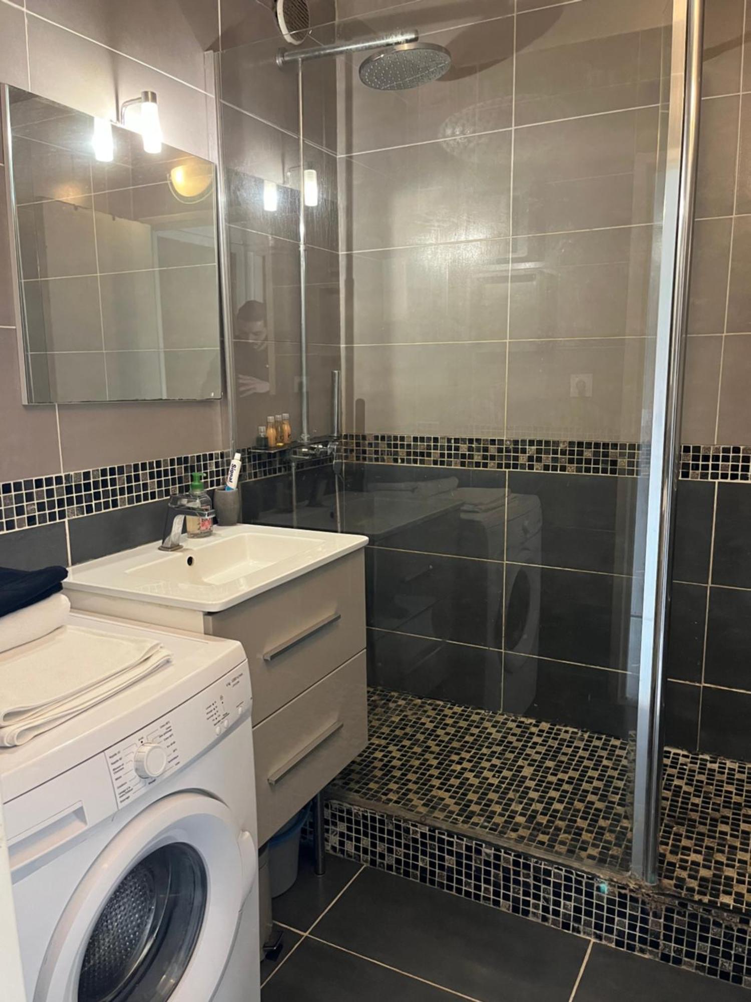 Appartement Proche De La Defense 쀼또 외부 사진